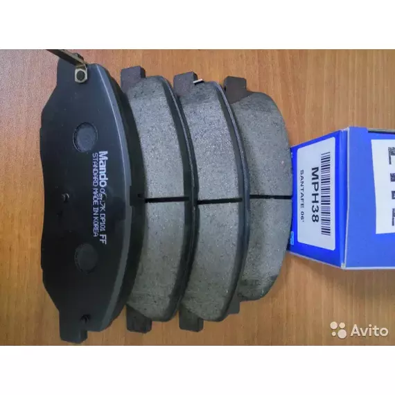 Колодки тормозные Mando MPH38 Передние, Слева
